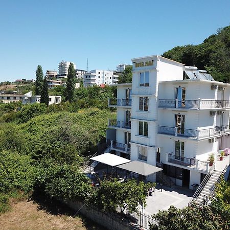 Hotel Fama Škalngur Exteriér fotografie