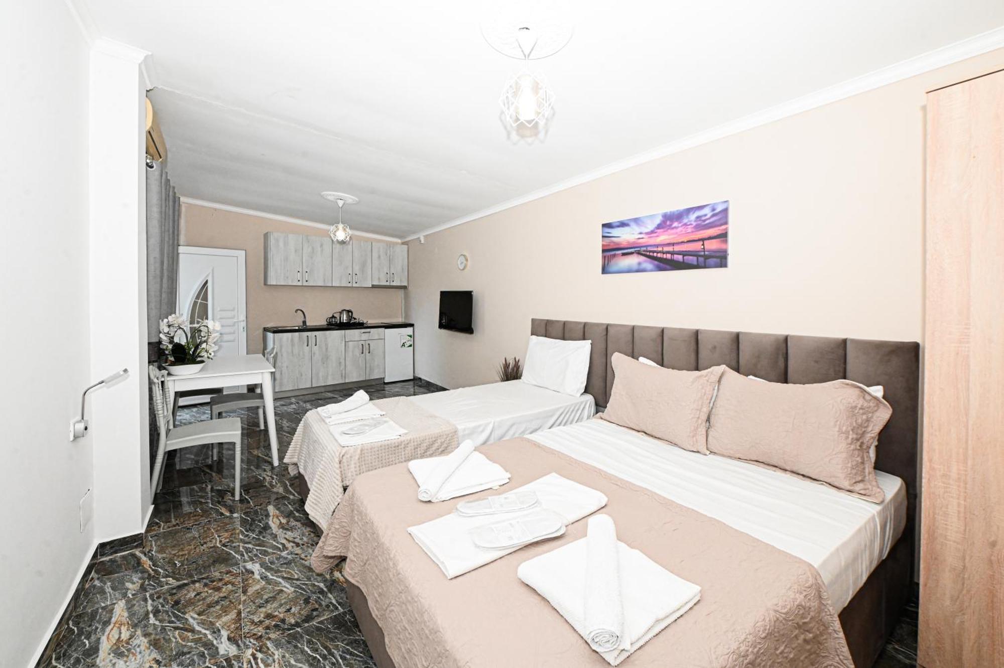 Hotel Fama Škalngur Exteriér fotografie