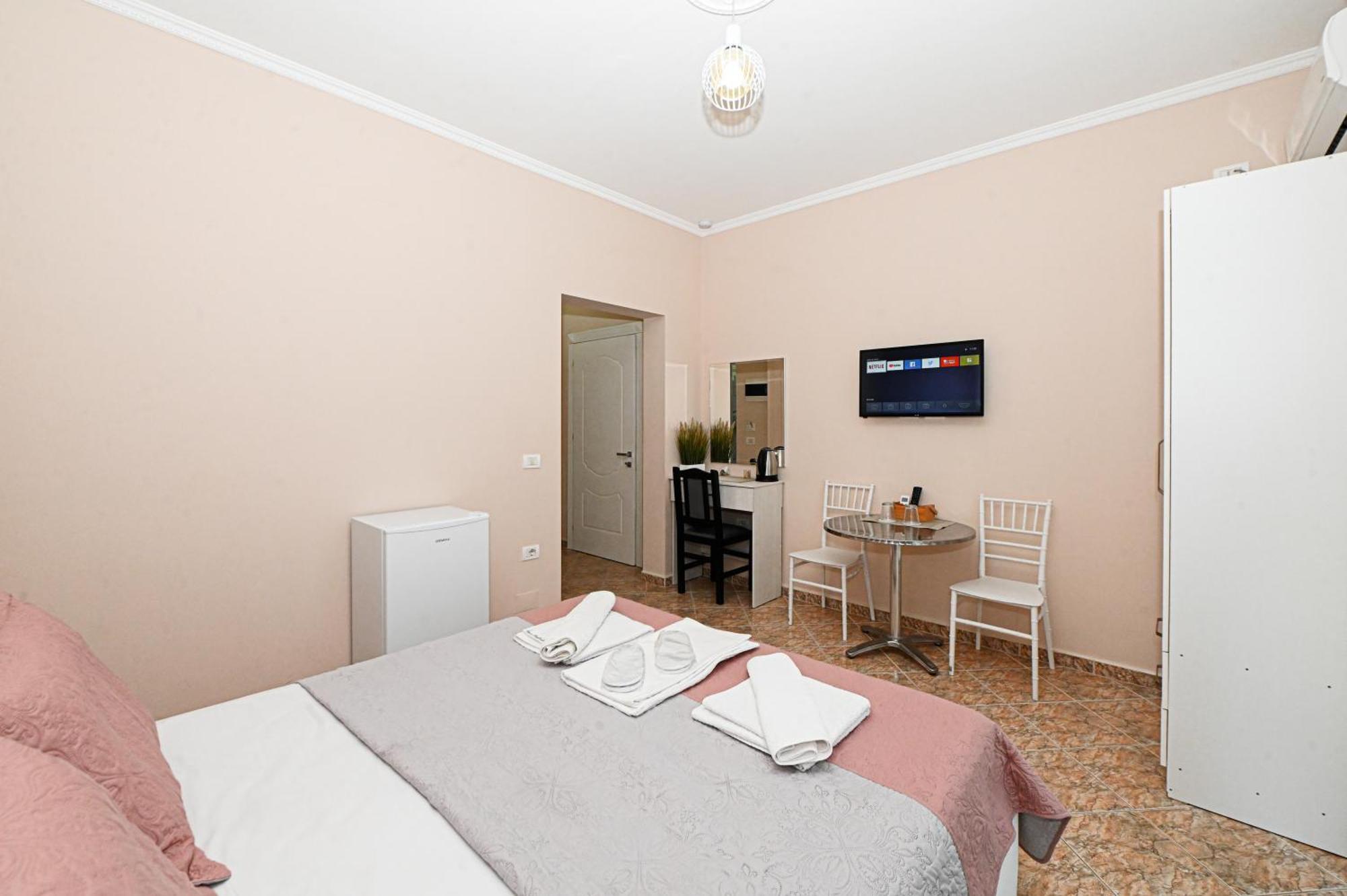 Hotel Fama Škalngur Exteriér fotografie