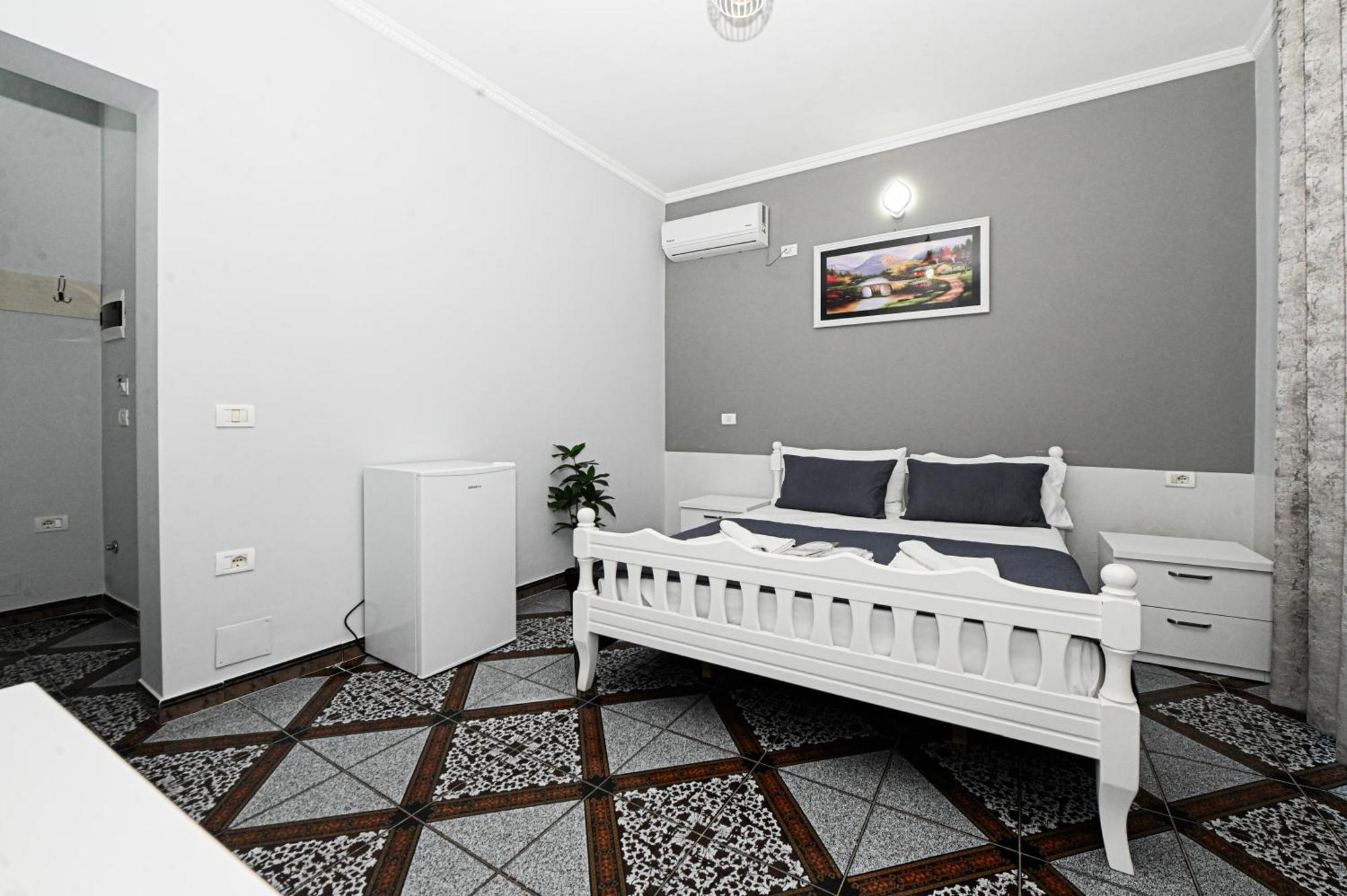Hotel Fama Škalngur Exteriér fotografie