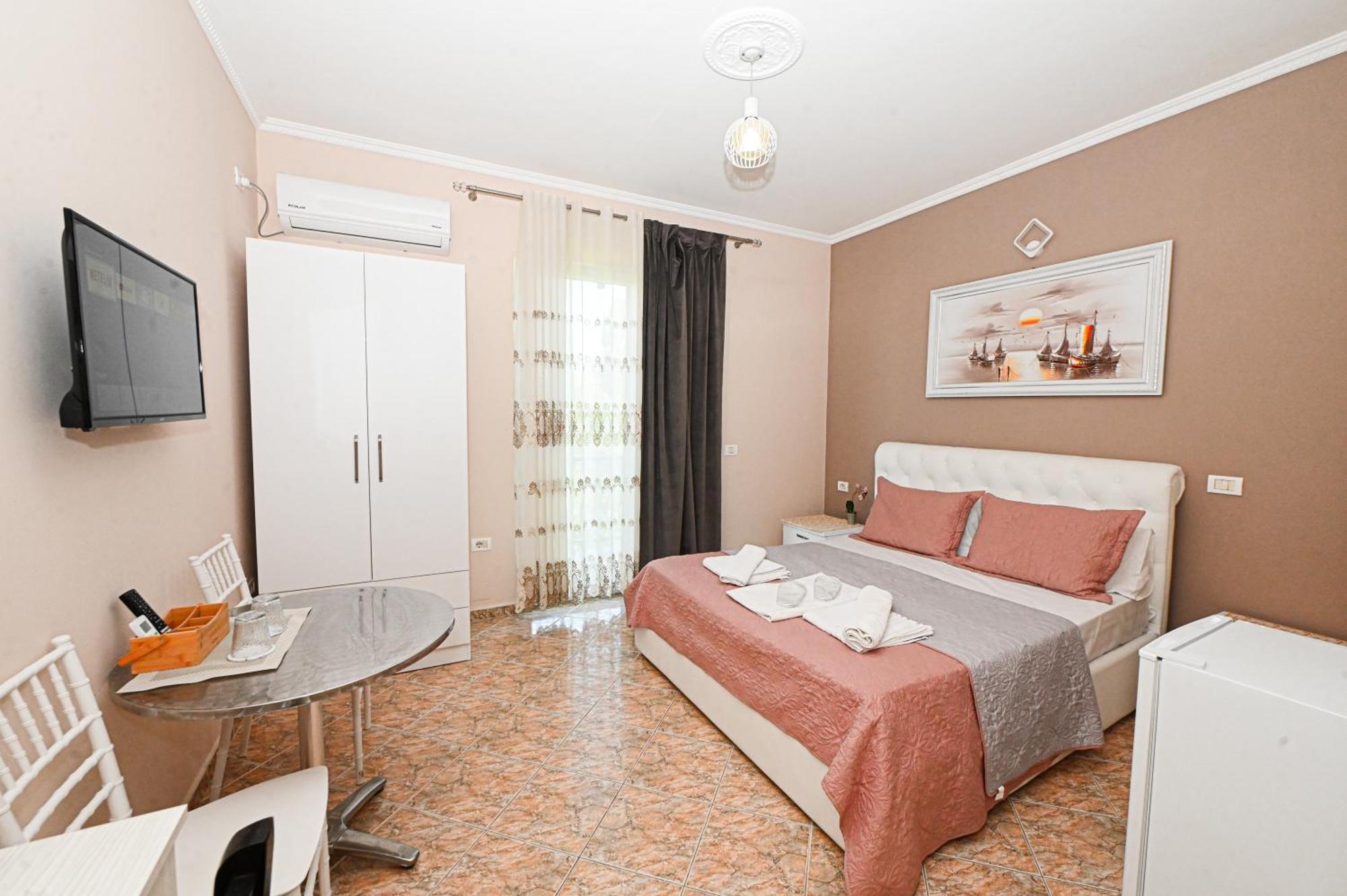 Hotel Fama Škalngur Exteriér fotografie