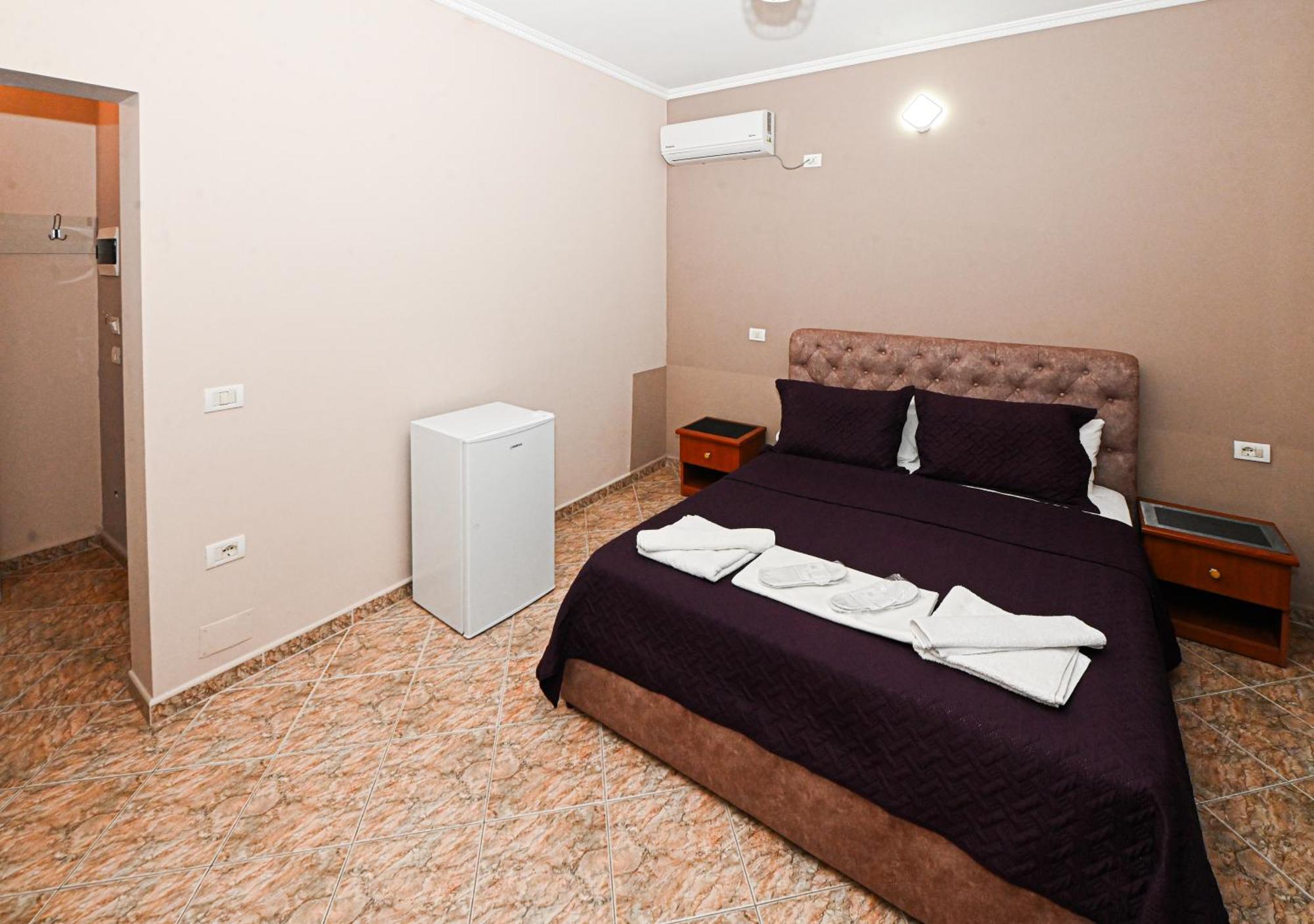 Hotel Fama Škalngur Exteriér fotografie