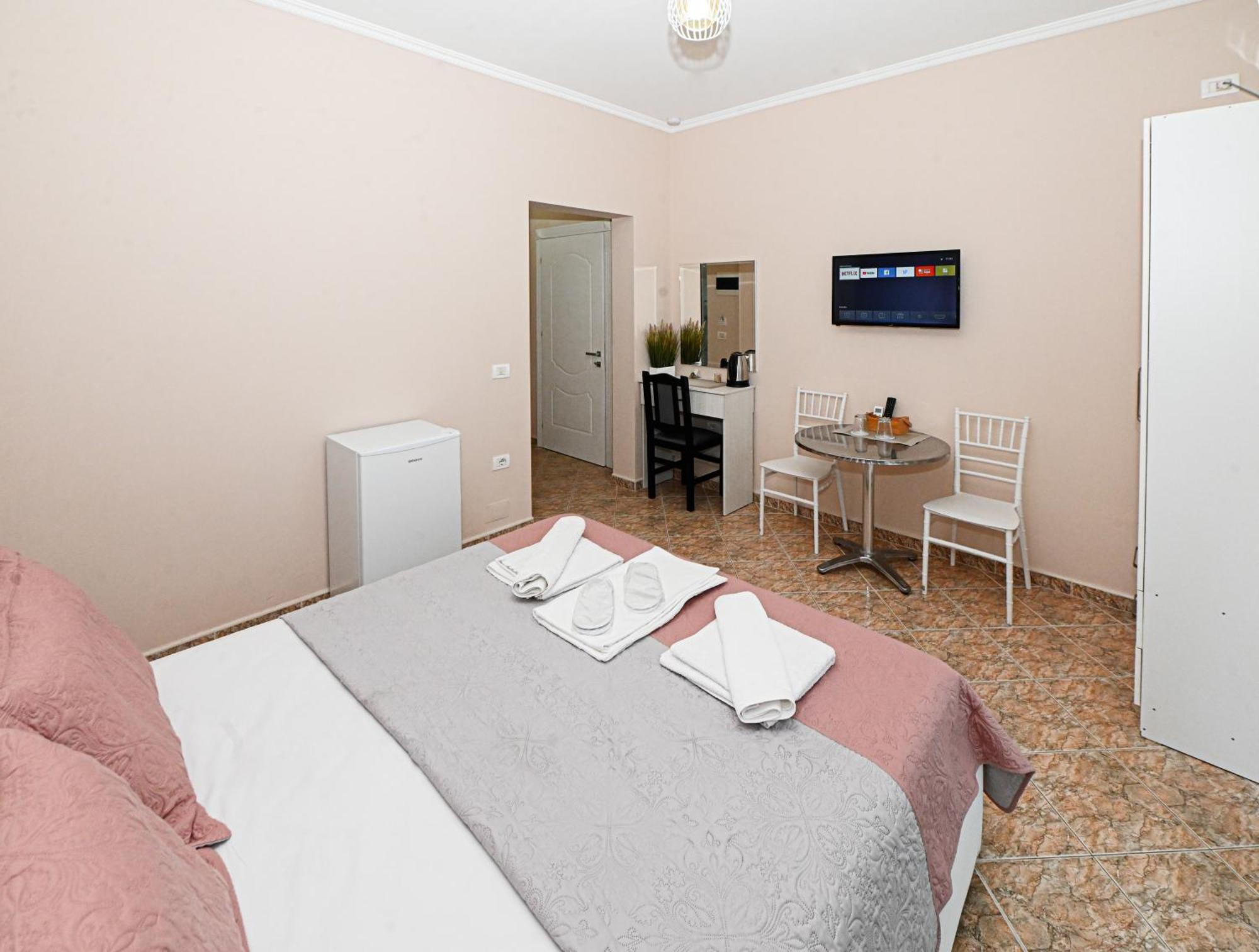 Hotel Fama Škalngur Exteriér fotografie