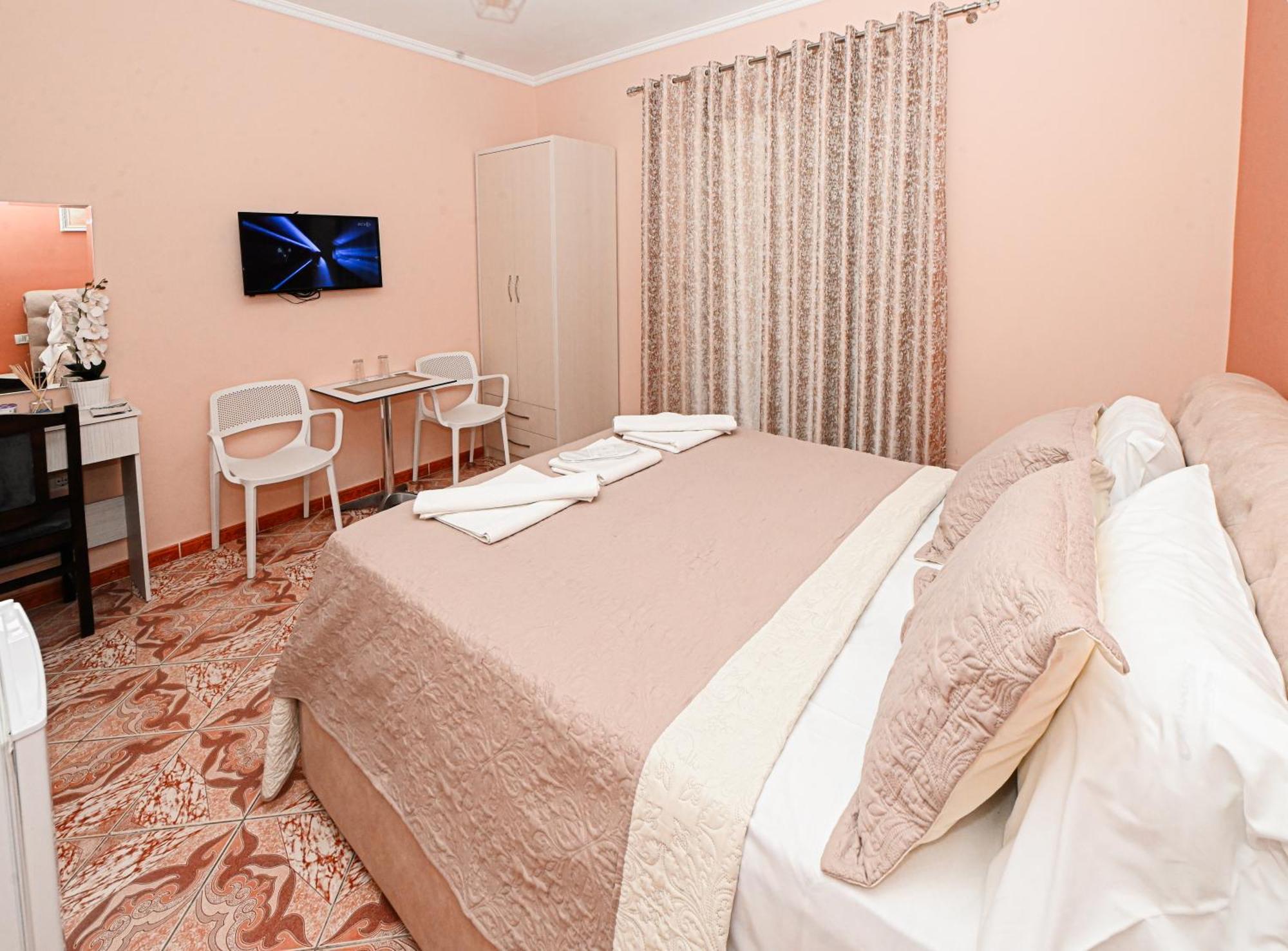 Hotel Fama Škalngur Exteriér fotografie